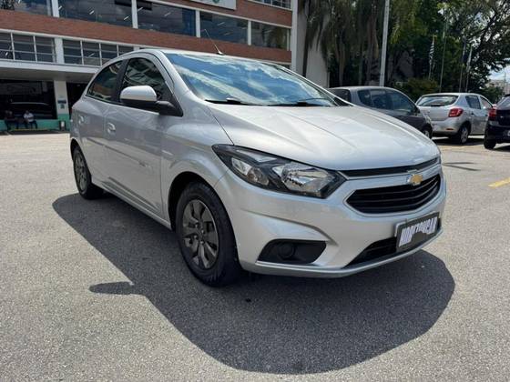 CHEVROLET ONIX 1.0 MPFI LT 8V FLEX 4P MANUAL